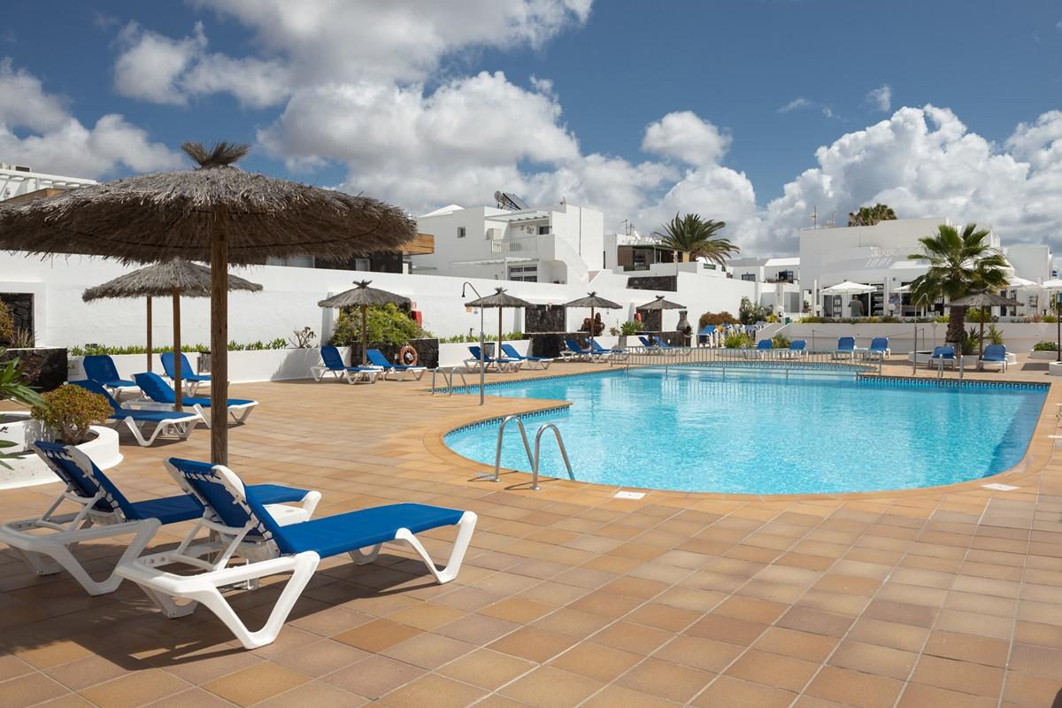 Apartamentos Livvo Oasis Puerto del Carmen  Exterior foto