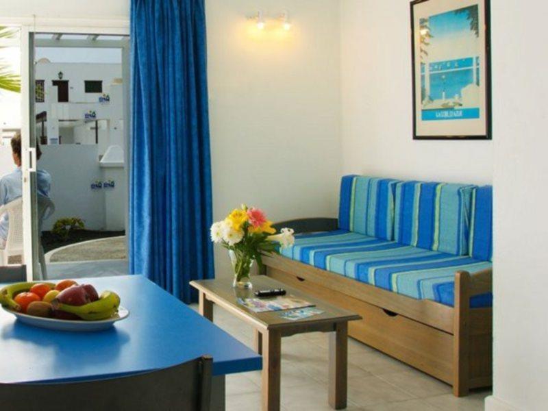 Apartamentos Livvo Oasis Puerto del Carmen  Exterior foto